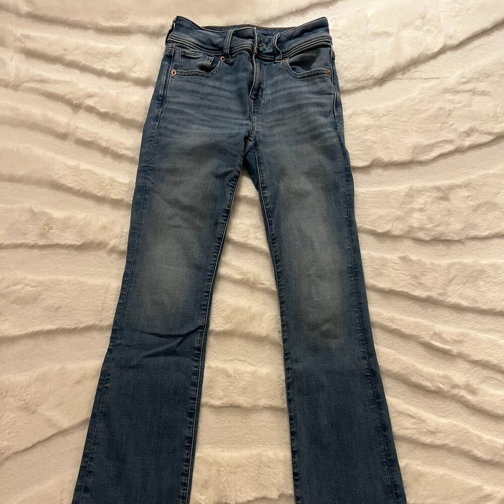 **AMERICAN EAGLE** RN#54485  SLIM FIT BOOT CUT  Size 00 Short